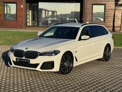 Branco Usado 2022 BMW 530e Coupé | € 29.990