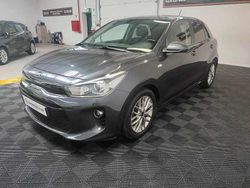 Cinzento Usado 2017 Kia Rio | € 14.300 (Caro)