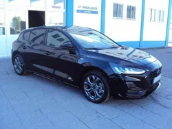Preto Usado 2022 Ford Focus ST-Line Coupé | € 32.500