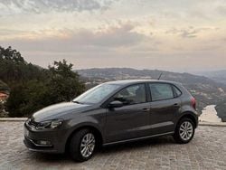 Usado 2014 VW Polo Sedan | € 9.250 (Bom preço)