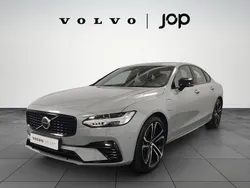 Cinza Usado 2023 Volvo S90 Plus Sedan | € 58.900