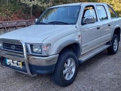 Branco Usado 2000 Toyota HiLux Pickup | € 15.000