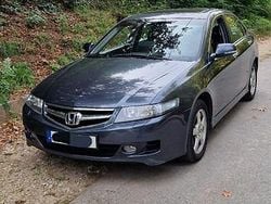 Usado 2006 Honda Accord Sedan | € 7.750