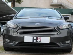 Cinza escuro Usado 2016 Ford Focus Titanium Carrinha | € 11.990 (Preço justo)