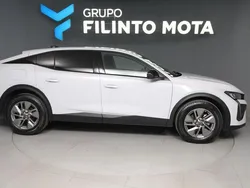 Branco Usado 2024 Peugeot 408 Allure Sedan | € 28.750 (Bom preço)