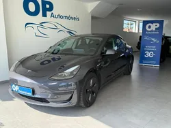 Cinzento Usado 2021 Tesla Model 3 Sedan | € 28.450 (Preço justo)