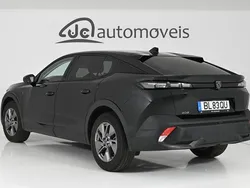 Preto Usado 2024 Peugeot 408 Allure Sedan | € 27.900 (Bom preço)