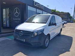 Branco Usado 2022 Mercedes Vito Monovolume | € 24.000