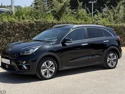 Preto Usado 2021 Kia e-Niro Spirit SUV | € 25.250 (Preço justo)