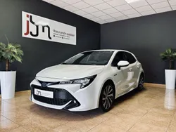 Branco Usado 2021 Toyota Corolla Active | € 16.750