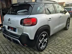 Cinzento Usado 2018 Citroën C3 Aircross PureTech SUV | € 13.900 (Preço justo)