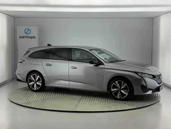 Cinzento Usado 2023 Peugeot 308 Allure Carrinha | € 28.490 (Preço justo)