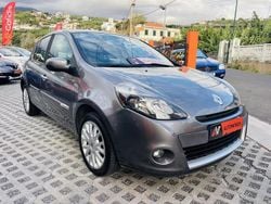 Cinza Usado 2010 Renault Clio II Dynamique Citadino | € 6.950 (Preço justo)