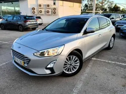 Cinzento Usado 2018 Ford Focus | € 17.950 (Caro)