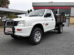 Branco Usado 2001 Mitsubishi L200 Pickup | € 13.950 (Preço justo)