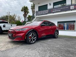 Vermelho Usado 2023 Ford Mustang Mach-E SUV | € 32.150