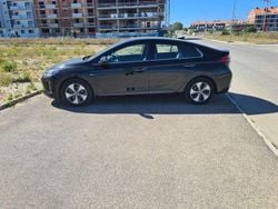 Usado 2018 Hyundai Ioniq Premium Citadino | € 13.900