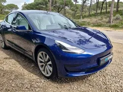 Azul Usado 2019 Tesla Model 3 Standard Range Plus Sedan | € 21.440 (Bom preço)