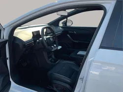 Branco Usado 2023 MG MG4 EV Luxury Citadino | € 29.100 (Preço elevado)