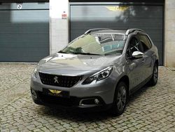 Prateado Usado 2018 Peugeot 2008 Style SUV | € 10.750 (Bom preço)