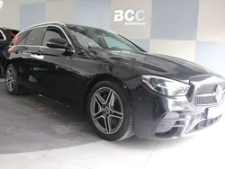 Preto Usado 2021 Mercedes E220 AMG line Sedan | € 45.990 (Preço justo)