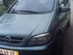 Usado 2004 Opel Zafira Monovolume | € 4.000