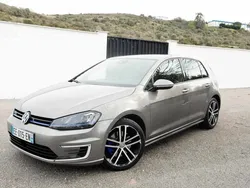 Cinzento Usado 2016 VW Golf VII GTE Sedan | € 14.900 (Preço justo)