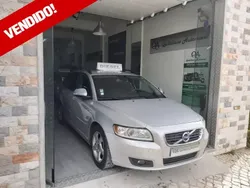 Cinza Usado 2011 Volvo V50 Momentum Carrinha | € 7.950 (Preço justo)
