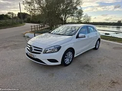 Branco Usado 2013 Mercedes A180 Citadino | € 13.750