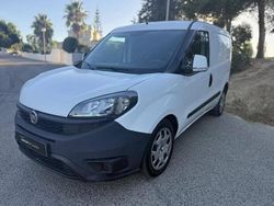 Branco Usado 2022 Fiat Doblò Monovolume | € 13.699 (Bom preço)