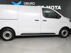 Branco Novo 2024 Opel Vivaro-e Combi Van | € 29.990