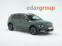 Verde Usado 2023 Kia e-Niro SUV | € 32.490 (Preço justo)