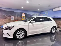 Branco Usado 2016 Mercedes A180 Style Citadino | € 14.500 (Preço justo)