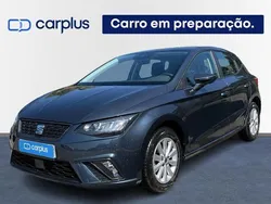 Cinza Usado 2024 Seat Ibiza Style | € 17.500 (Preço justo)