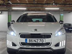 Usado 2013 Peugeot 508 RXH Sedan | € 11.000