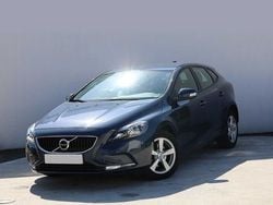 Azul Usado 2018 Volvo V40 Kinetic Carrinha | € 15.700 (Preço justo)