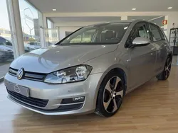 Cinza Usado 2017 VW Golf VII Edition Citadino | € 14.990 (Preço justo)