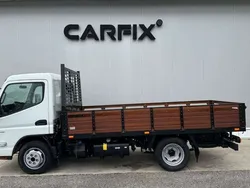 Branco Usado 2023 Mitsubishi Canter | € 39.999 (Preço justo)