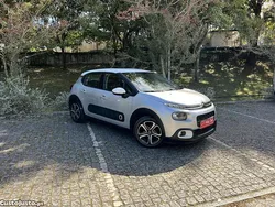Cinza Usado 2018 Citroën C3 Shine Citadino | € 10.990 (Bom preço)