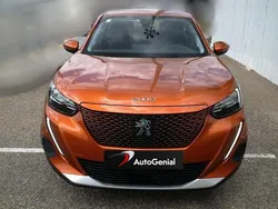 Laranja eelegance Usado 2021 Peugeot e-2008 Active SUV | € 20.990 (Preço justo)