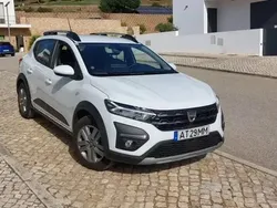 Branco Usado 2021 Dacia Sandero Comfort Citadino | € 16.458 (Preço elevado)