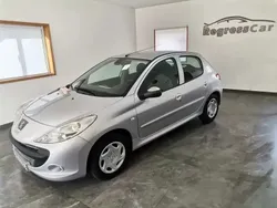 Cinzento Usado 2011 Peugeot 206+ Citadino | € 5.990 (Preço justo)