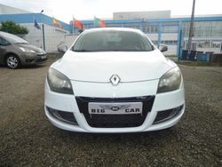 Branco Usado 2011 Renault Mégane III | € 8.950 (Preço justo)