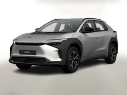 Cinzento Novo 2025 Toyota bZ4X SUV | € 36.900