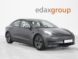 Cinzento Usado 2021 Tesla Model 3 Standard Range Plus Sedan | € 25.990 (Preço justo)