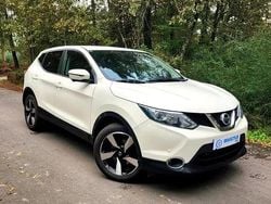 Branco Usado 2016 Nissan Qashqai Premium Edition SUV | € 15.990 (Preço justo)