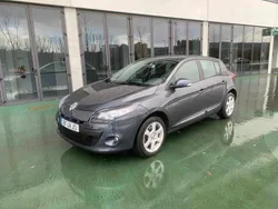 Cinzento Usado 2014 Renault Mégane III Dynamique | € 9.750 (Preço justo)