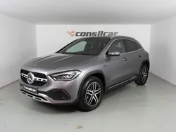 Cinza Usado 2021 Mercedes GLA250 Progressive SUV | € 34.890 (Bom preço)