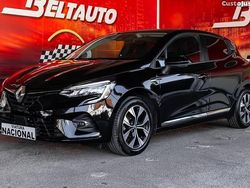 Preto Usado 2022 Renault Clio V LIMITED | € 16.400 (Preço justo)