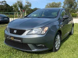 Cinza Usado 2017 Seat Ibiza Reference | € 12.500 (Preço elevado)